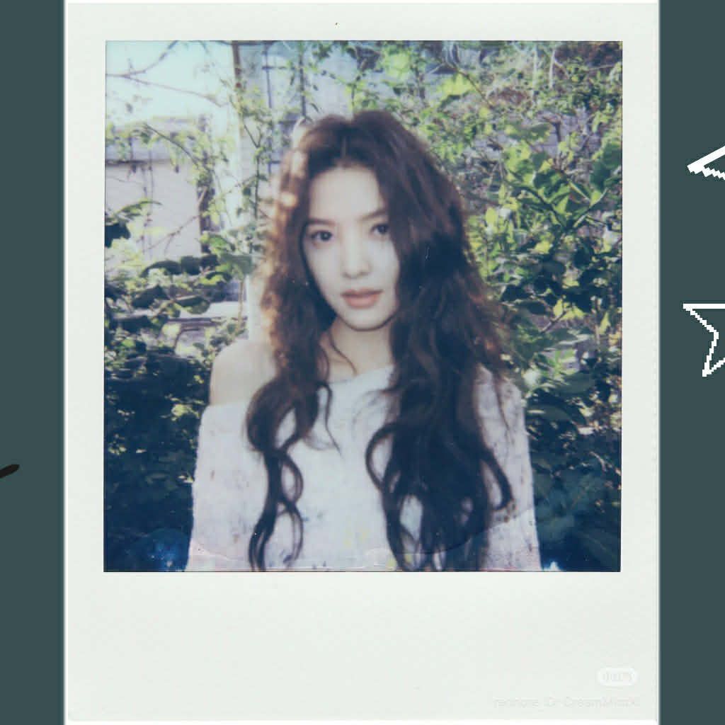 A moment captured by a fan of Zhang Ruonan