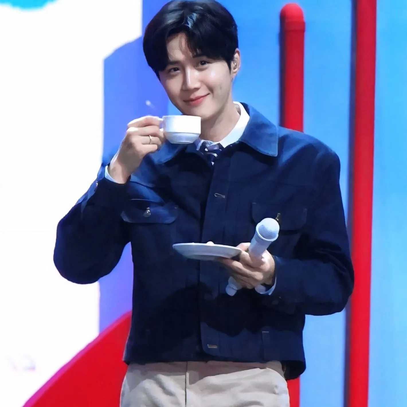 Behind-the-scenes cut of Kim Seonho