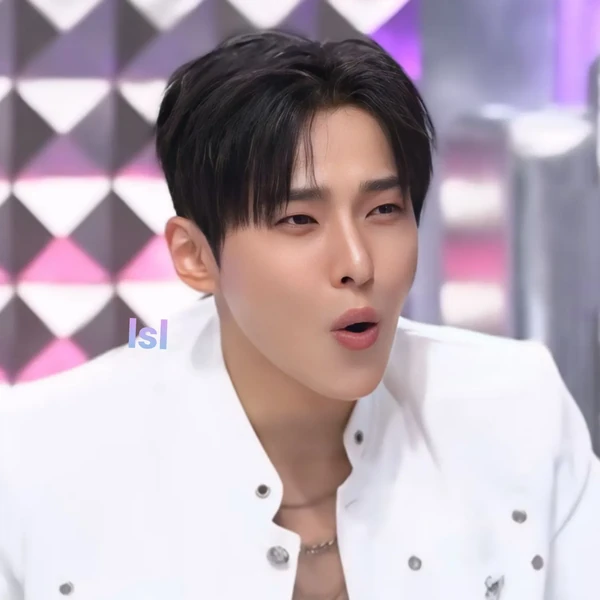 Foto profil populer Seong Ri yang disukai penggemar