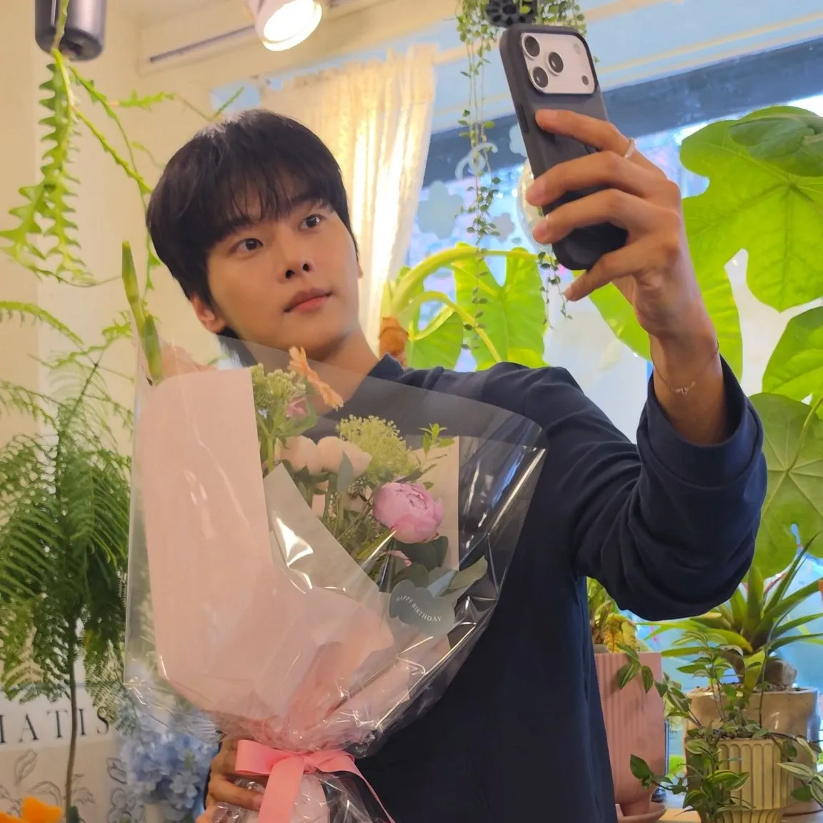 Behind-the-scenes cut of Cha Hakyeon (N)