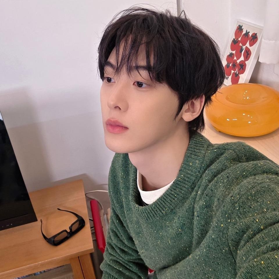 Behind-the-scenes cut of Yoon Sanha