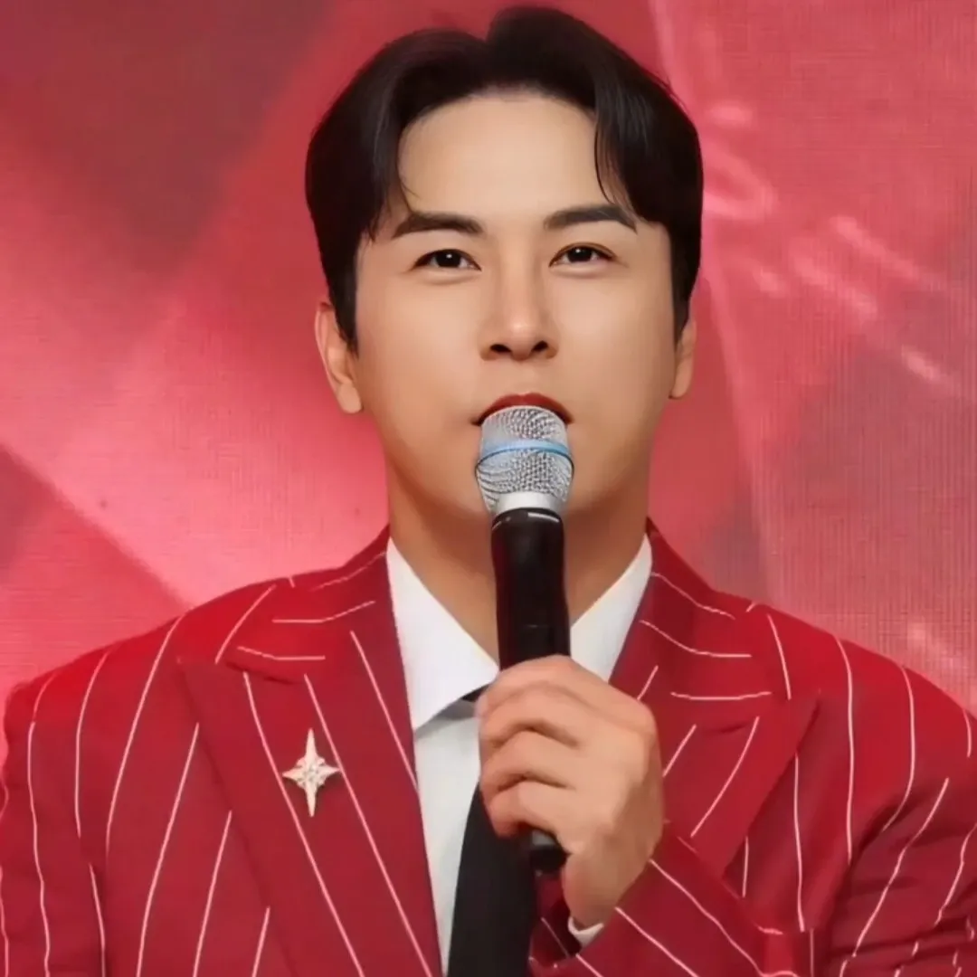 Foto kegiatan terbaru dari Jang Minho