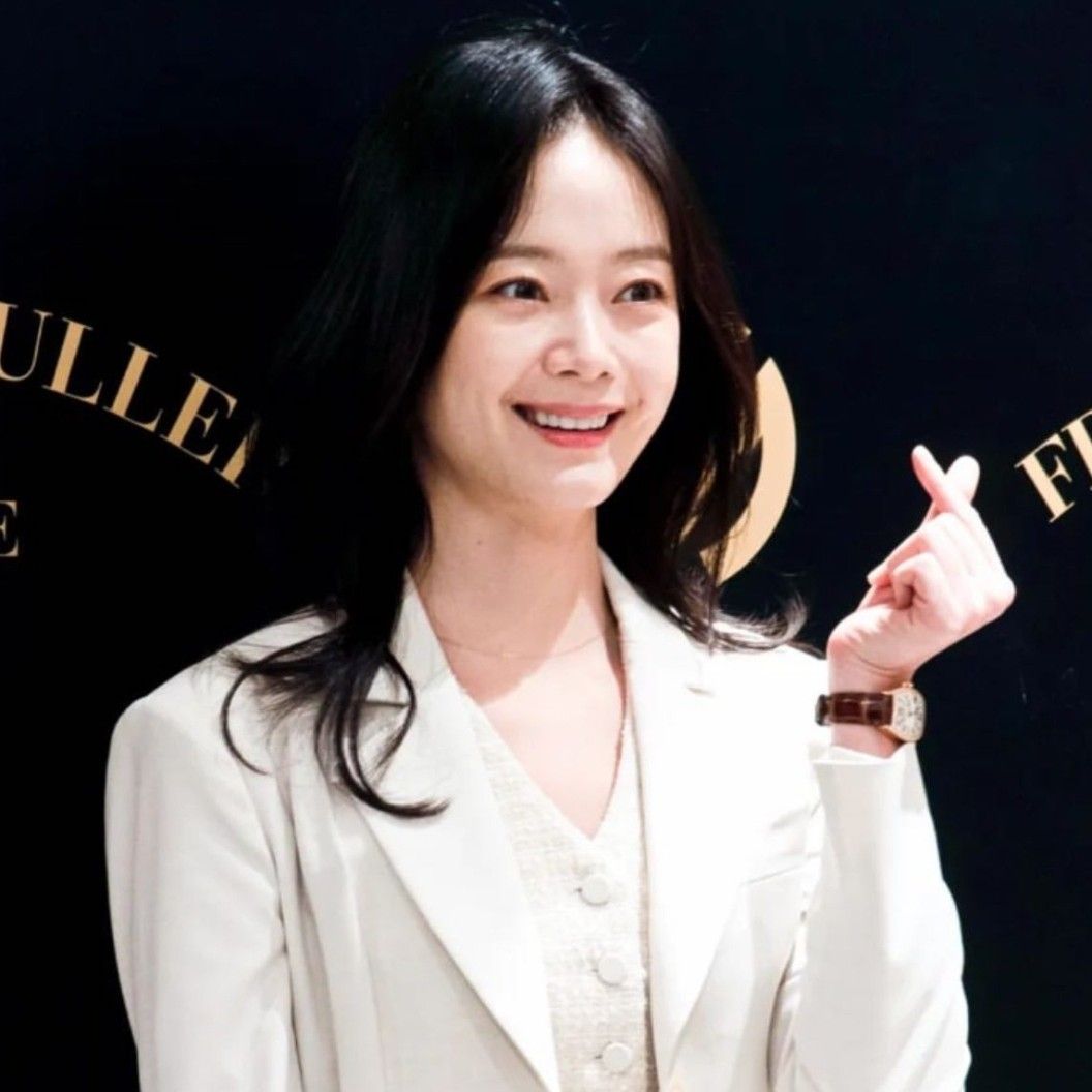 Recent activity shot of Jeon Somin