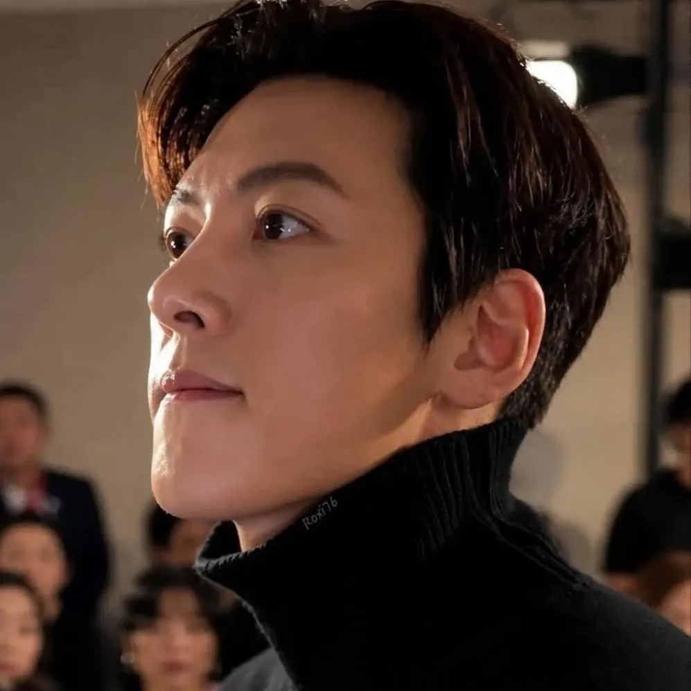 A moment captured by a fan of Ji Changwook