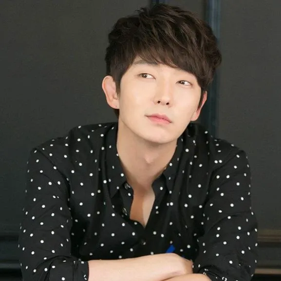 이준기 최근 활동샷