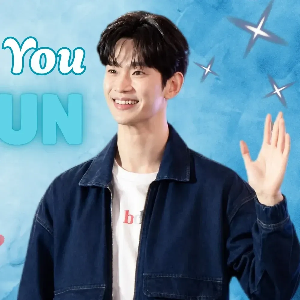 A moment captured by a fan of Kim Soohyun