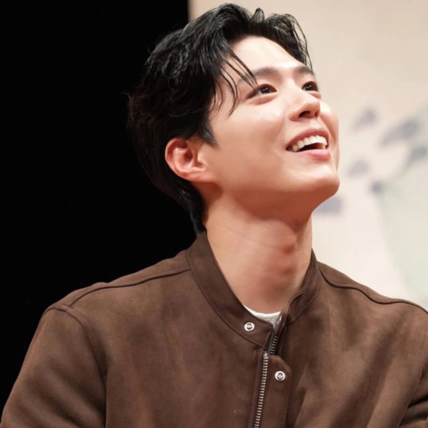 Recent activity shot of Park Bogum