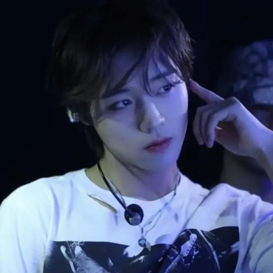 Latest photo of Park Jihoon