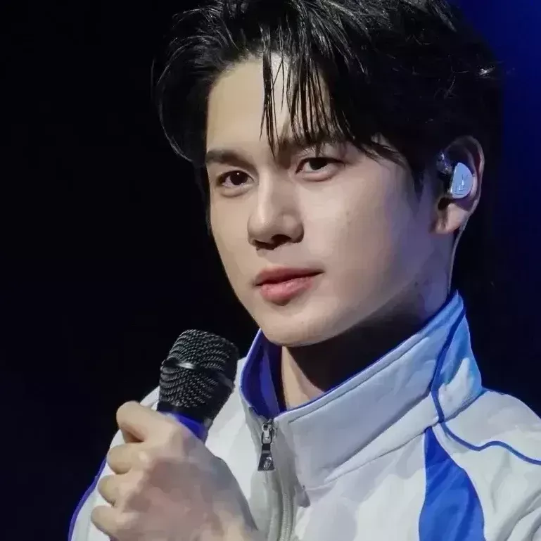 Momen yang diabadikan oleh penggemar Ong Seongwu
