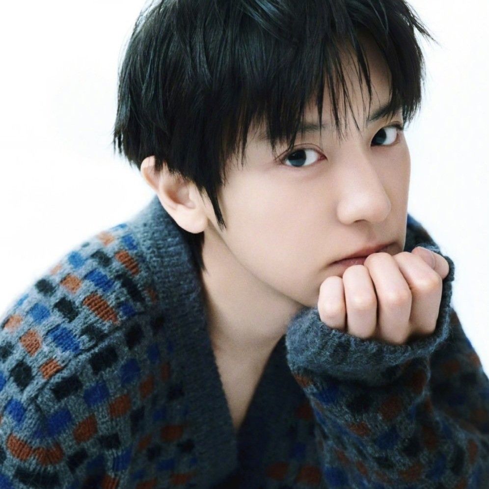 Behind-the-scenes cut of Chanyeol