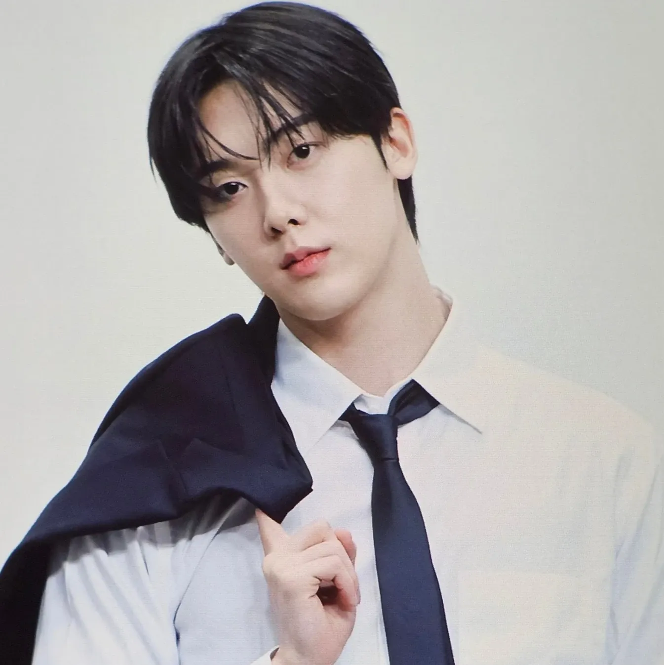 Behind-the-scenes cut of Yoon Sanha