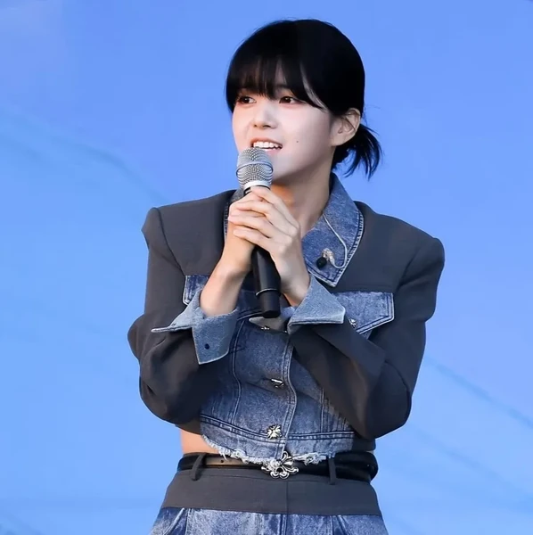 Today’s standout profile photo of Seogi on Choeaedol Celeb