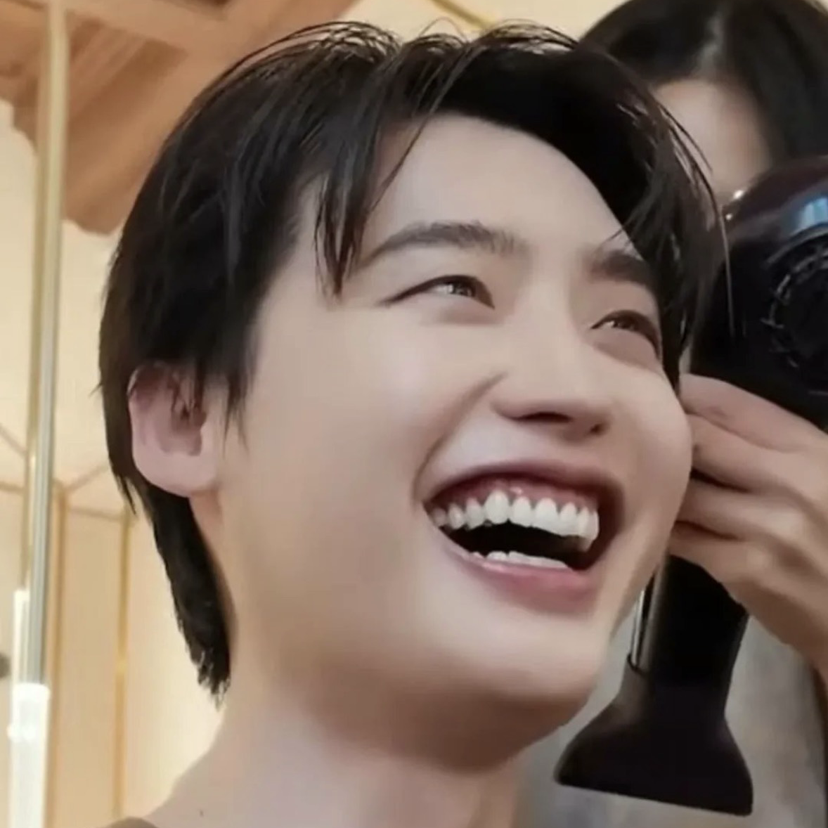 Recent activity shot of Lee Jongsuk
