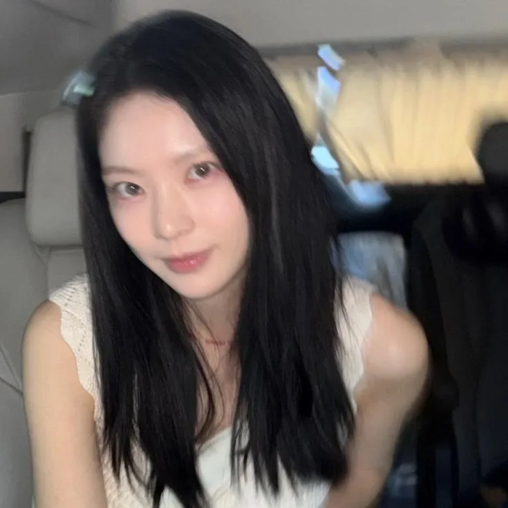 Behind-the-scenes cut of Gong Seungyeon