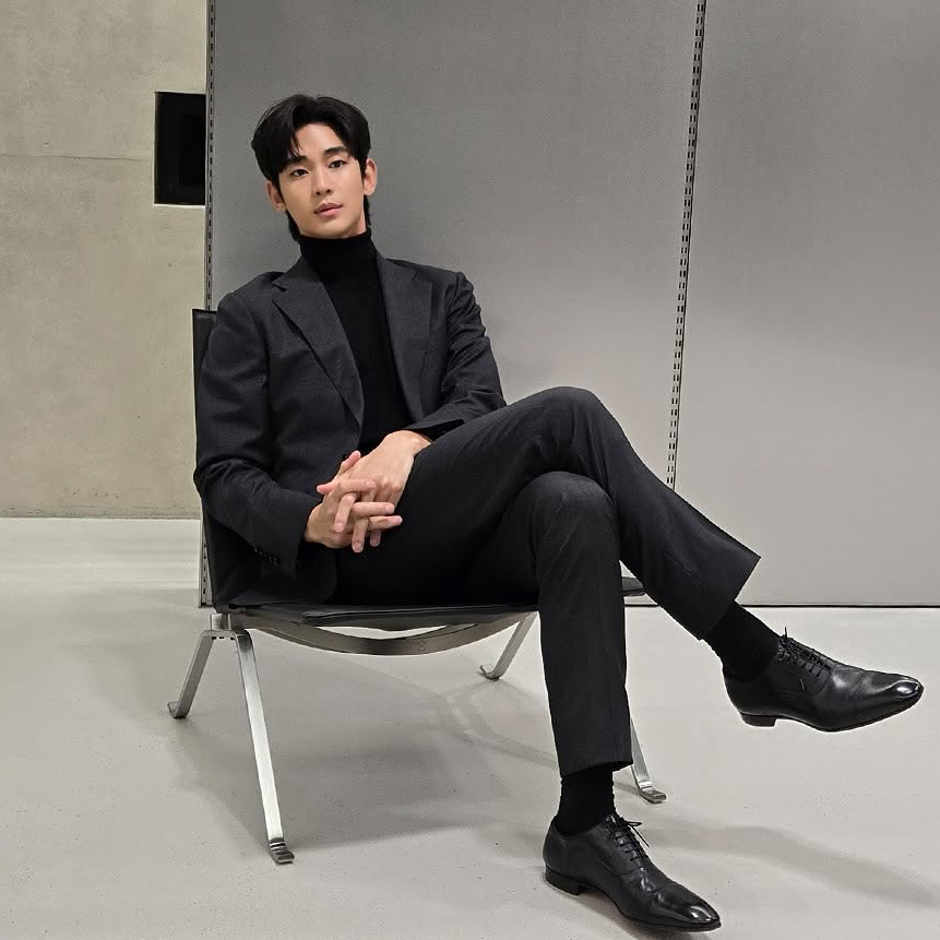 Behind-the-scenes cut of Kim Soohyun