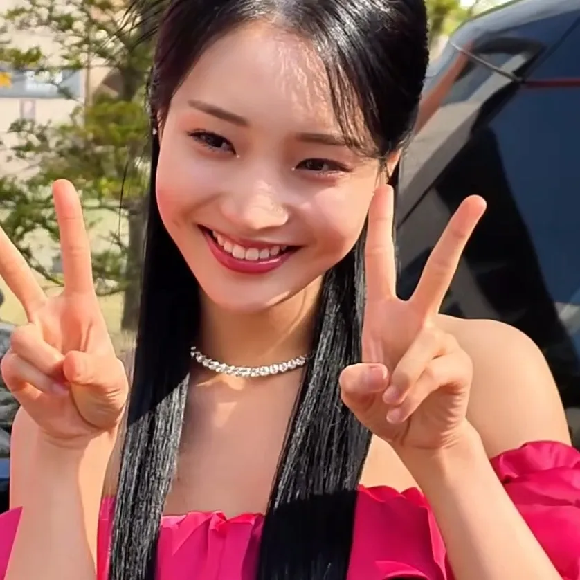 Recent activity shot of Kim Soyeon (2004)