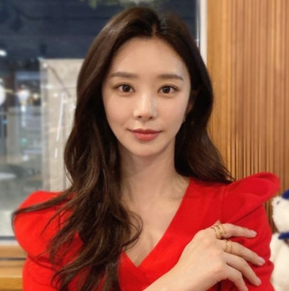 Latest photo of Lee Joobeen
