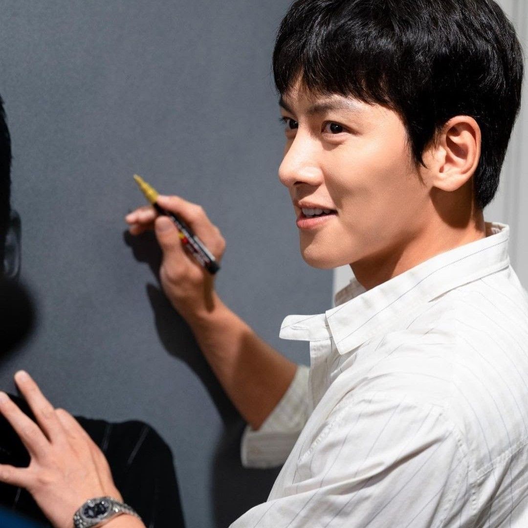 池昌旭的最新照片