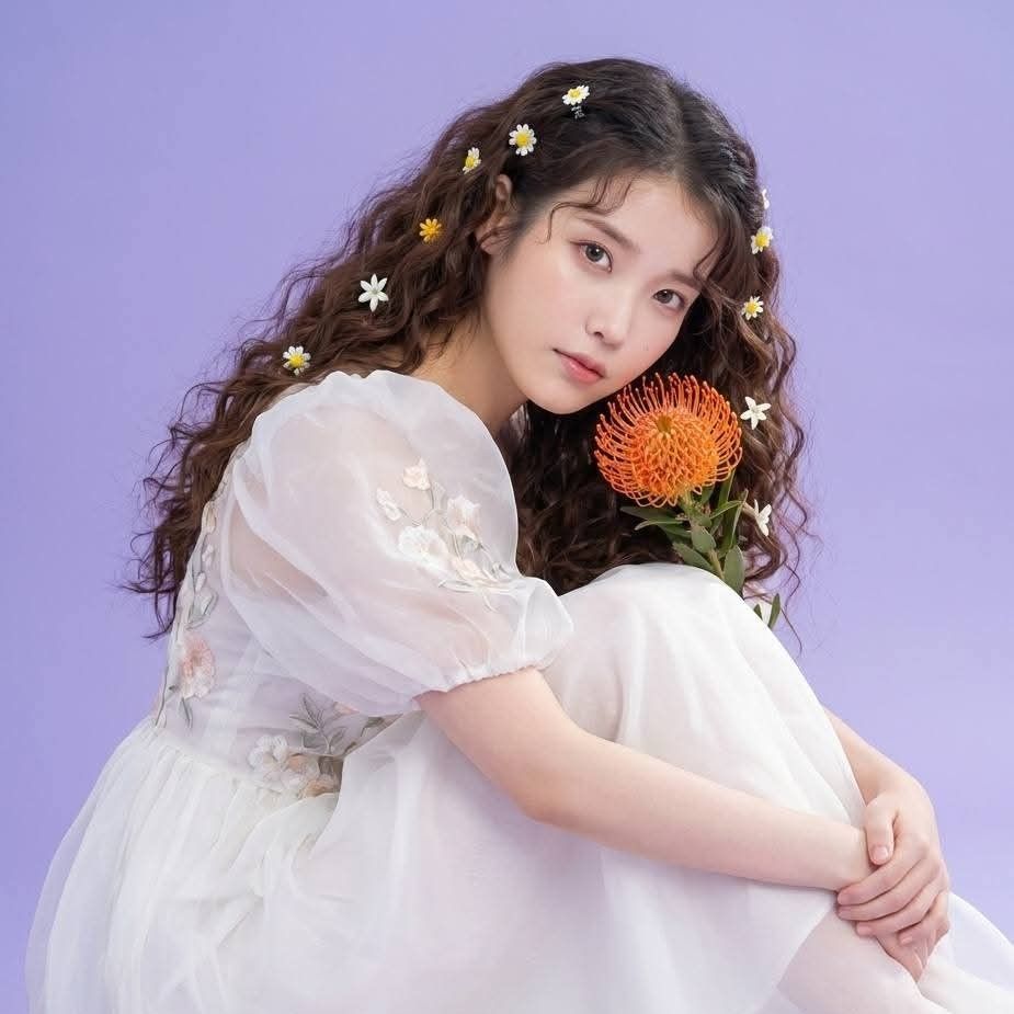 Recent activity shot of IU