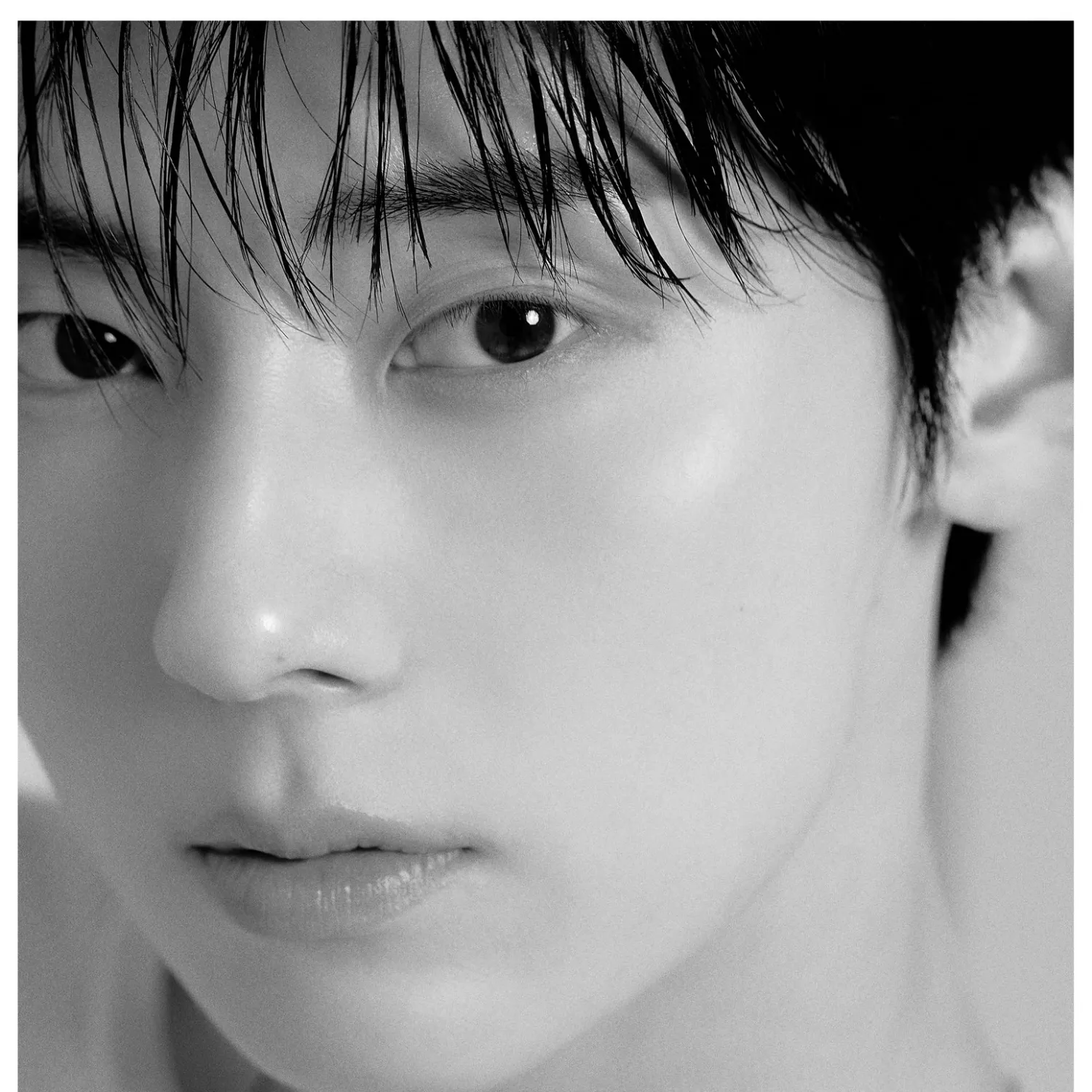 Behind-the-scenes cut of Hwang Minhyun