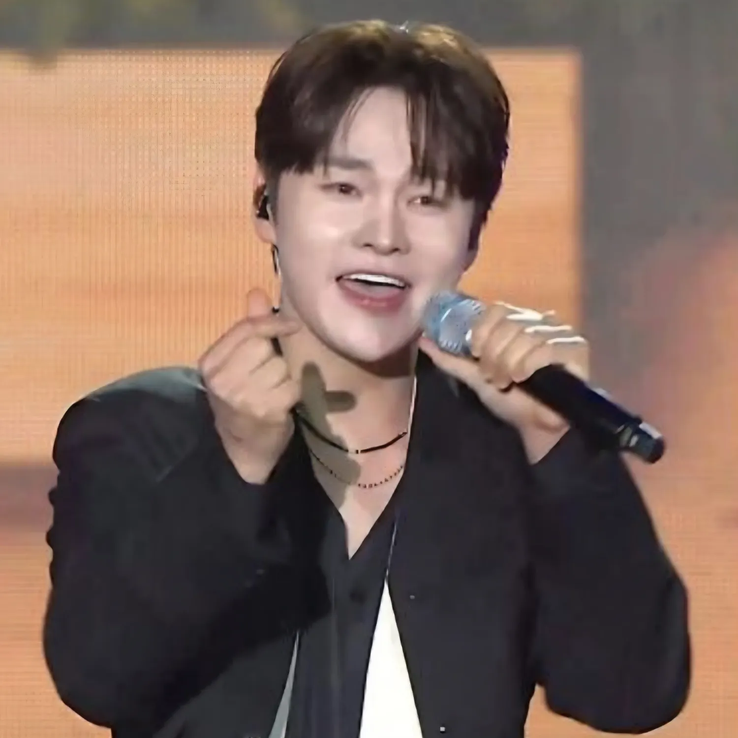 박서진의 비하인드 컷