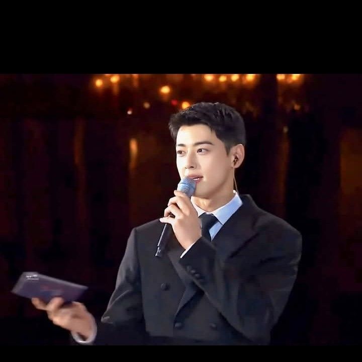 Momen yang diabadikan oleh penggemar Lee Minho