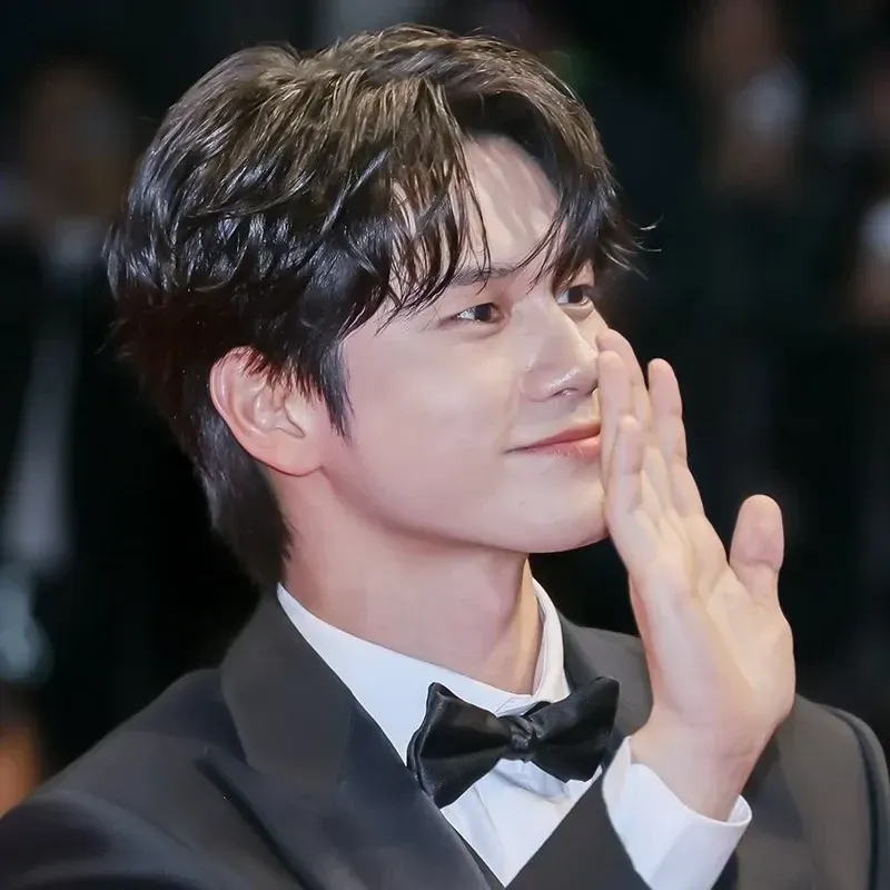 Foto terbaru dari Ong Seongwu
