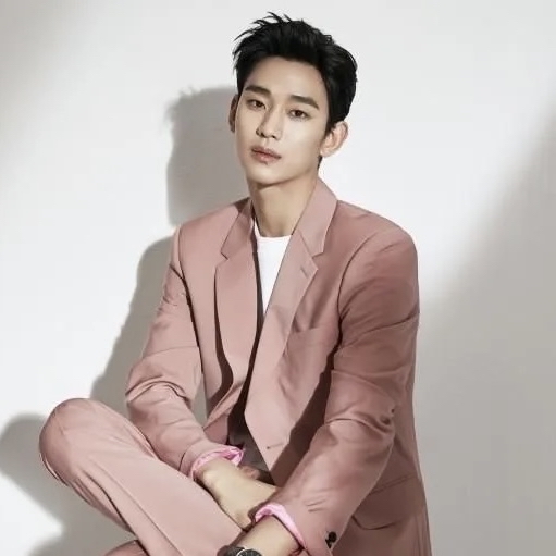 Latest photo of Kim Soohyun