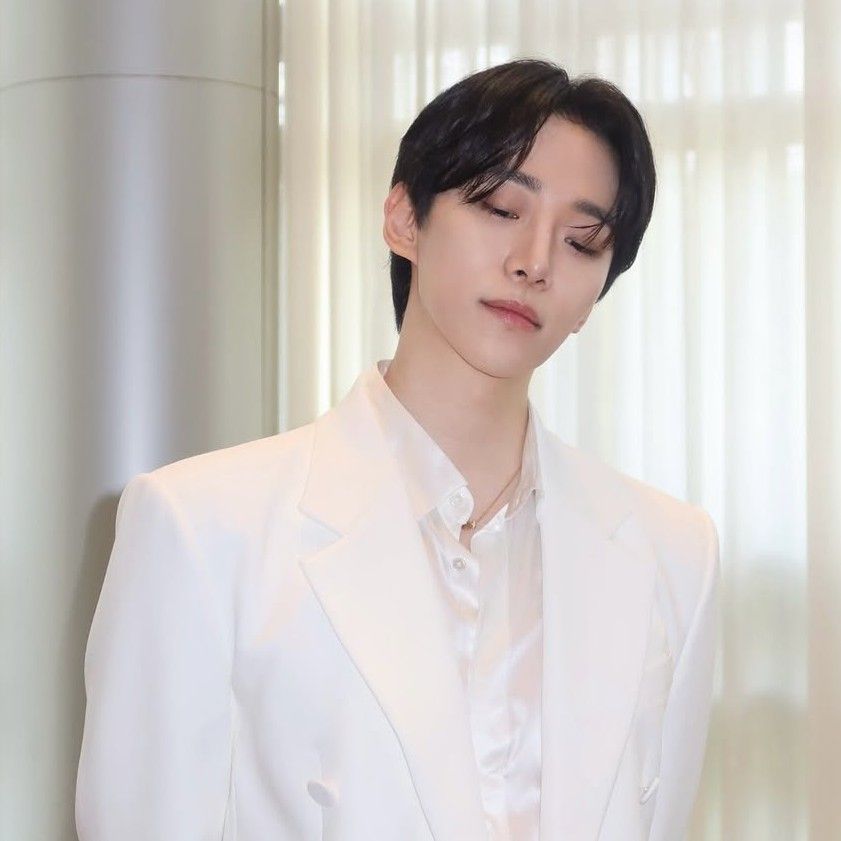 Foto terbaru dari Lee Junho