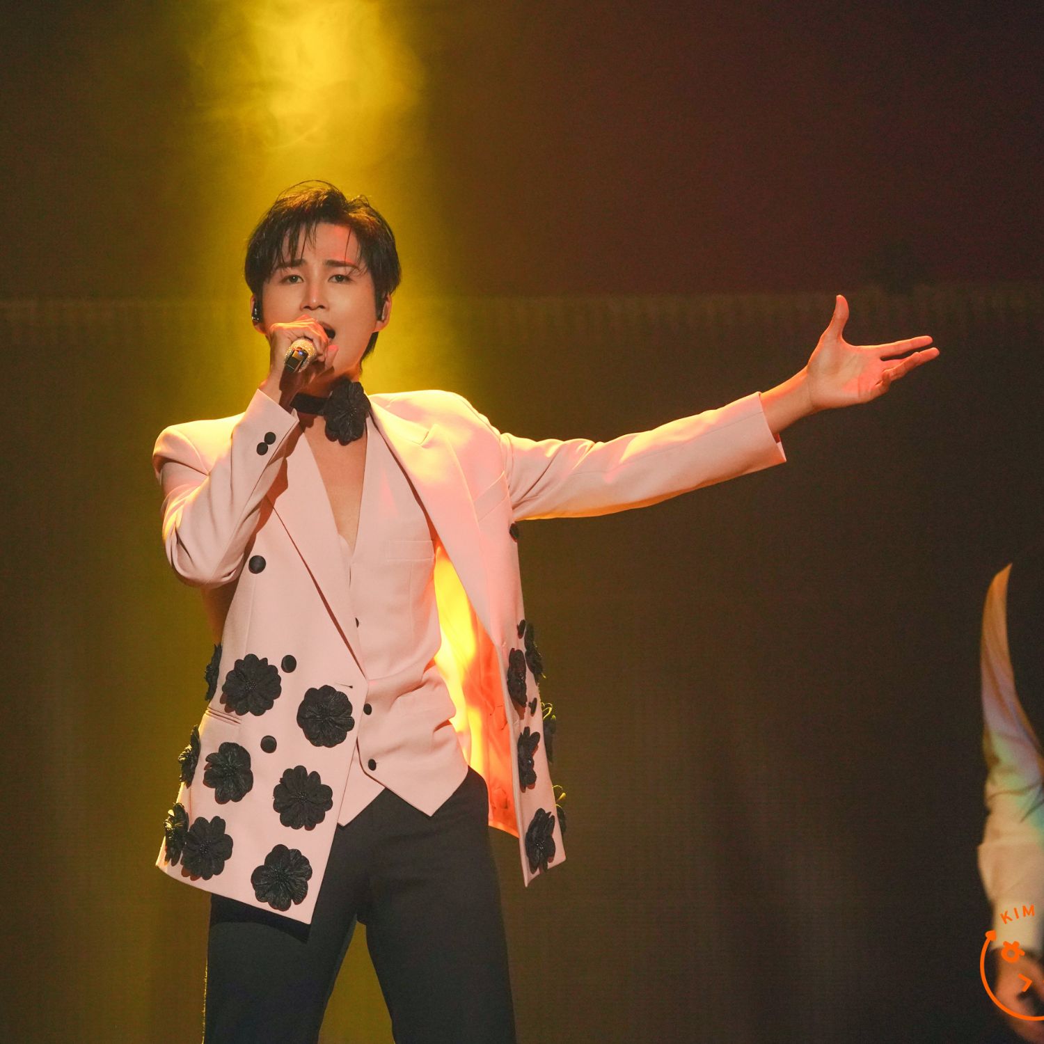 粉絲拍下的金熙栽瞬間