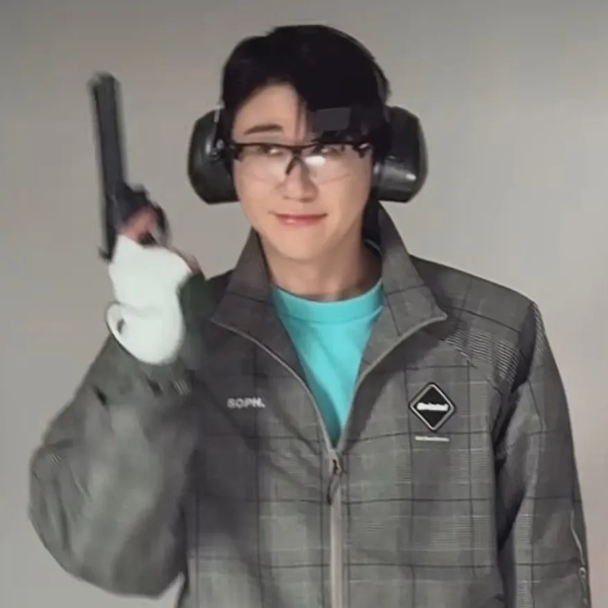 영탁의 비하인드 컷