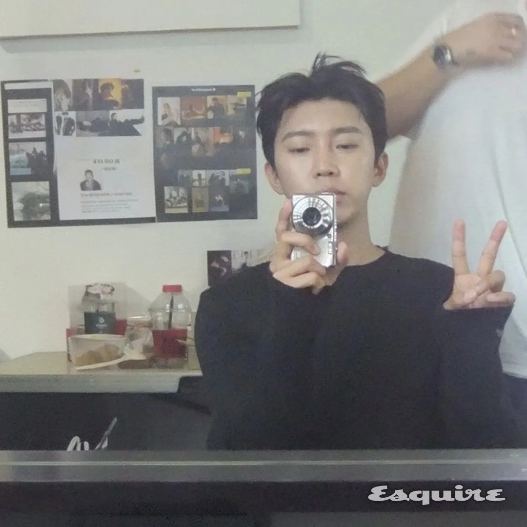 Foto terbaru dari Lim Youngwoong