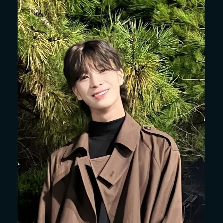 Behind-the-scenes cut of Jeong Dongwon