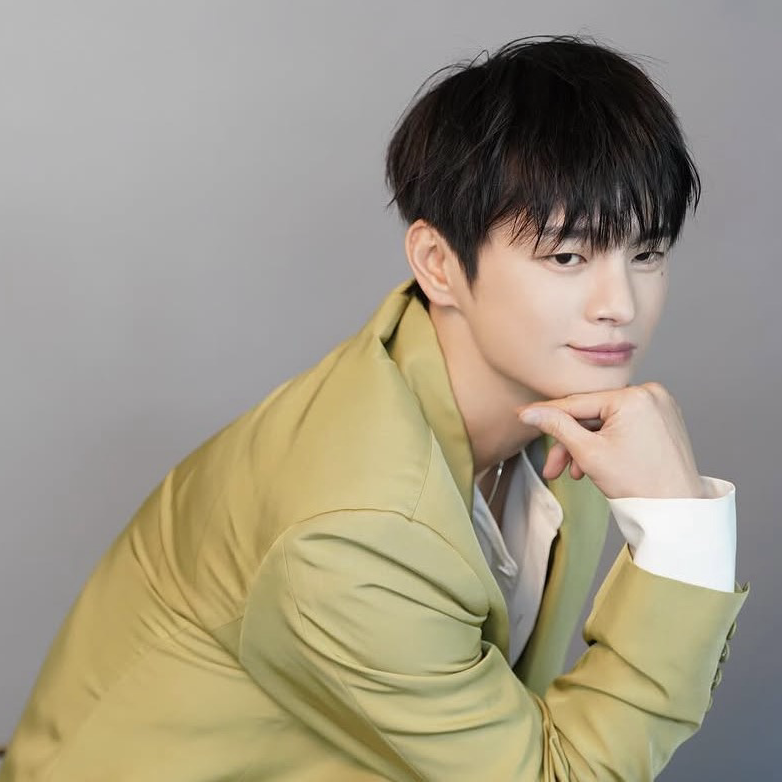 Foto terbaru dari Seo Inguk