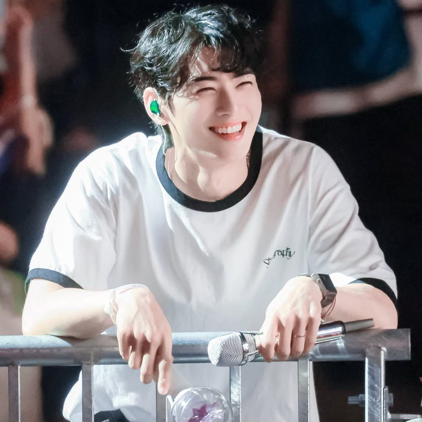 Recent activity shot of Cha Eunwoo