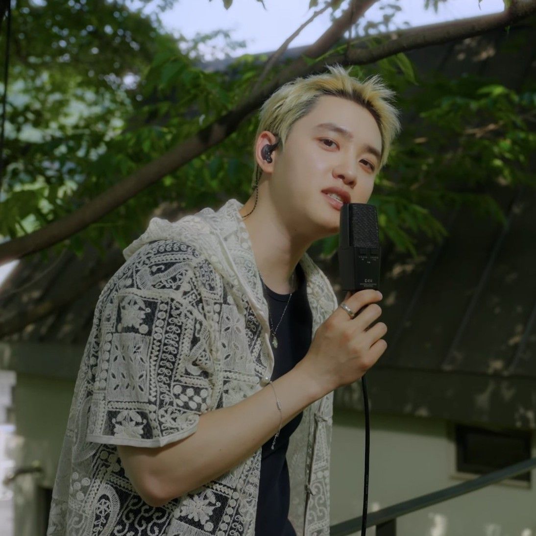 粉丝拍下的都暻秀 (D.O.)瞬间