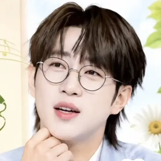 안성훈 최근 활동샷