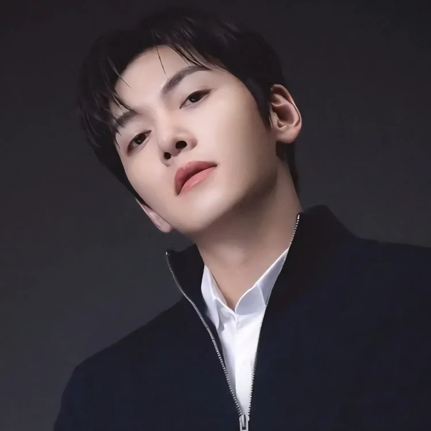 Behind-the-scenes cut of Ji Changwook