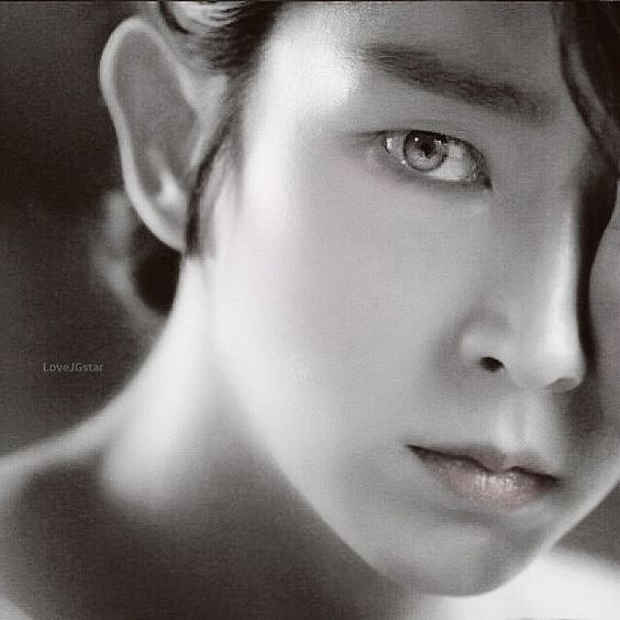 Recent activity shot of Lee Joongi