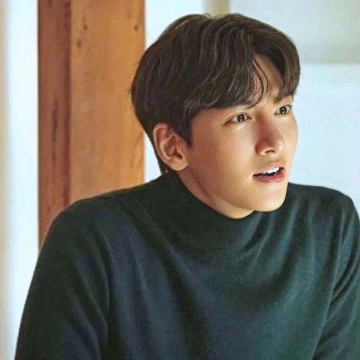 粉丝拍下的池昌旭瞬间