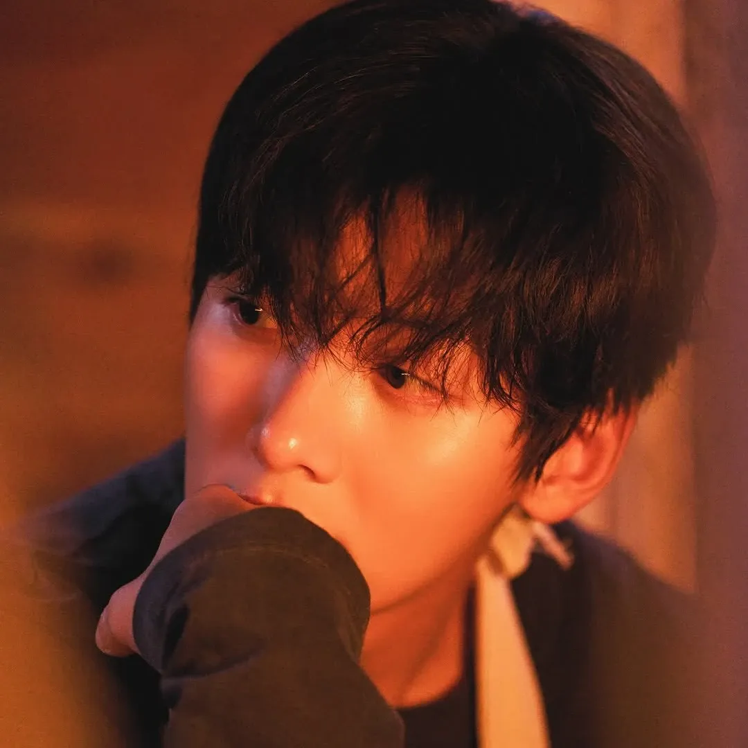 Behind-the-scenes cut of Ji Changwook