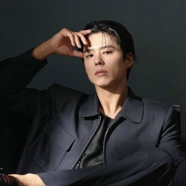 Recent activity shot of Park Bogum