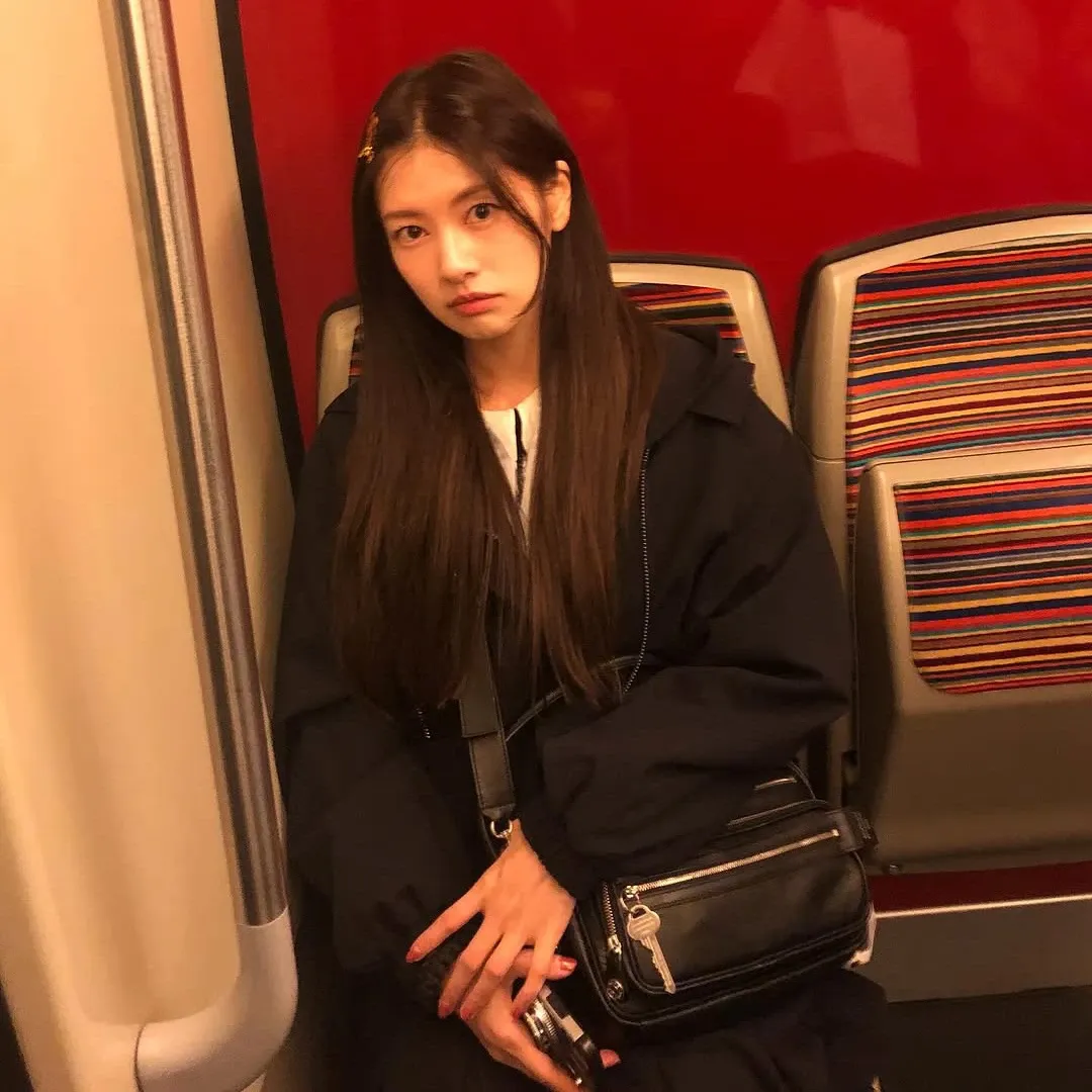 Recent activity shot of Jung Somin