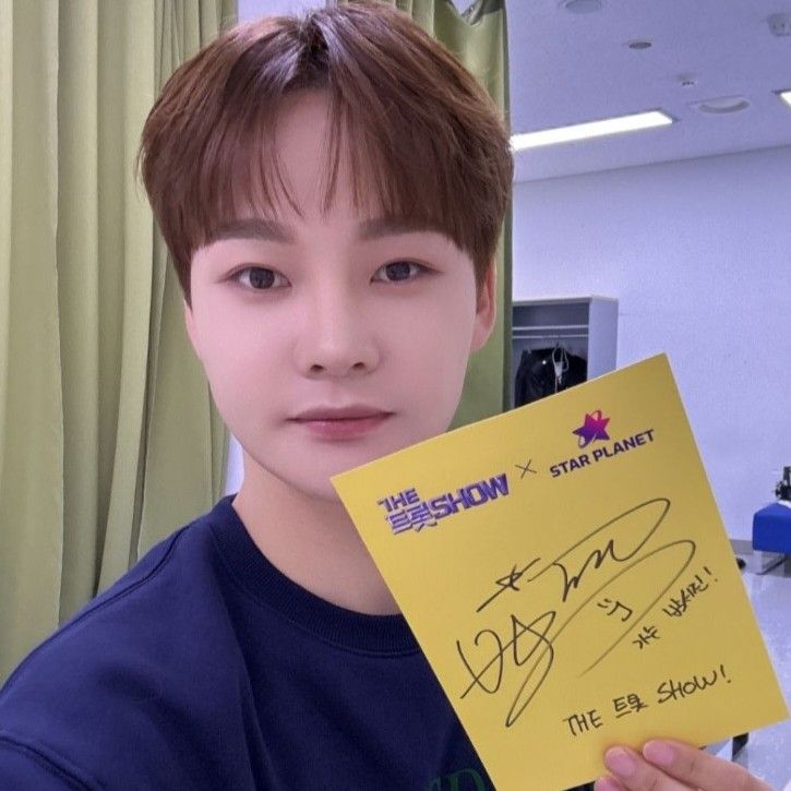 Foto kegiatan terbaru dari Park Seojin