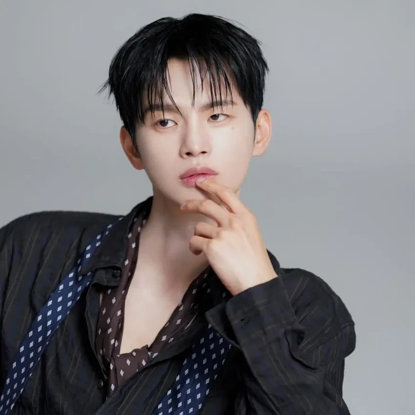 Latest photo of Seo Inguk