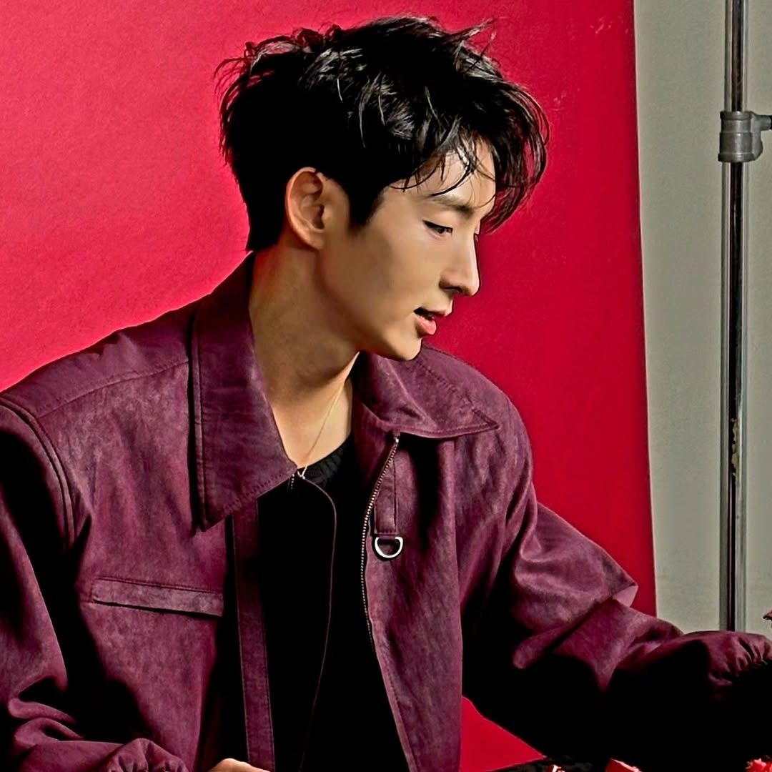 Cuplikan di balik layar dari Lee Joongi