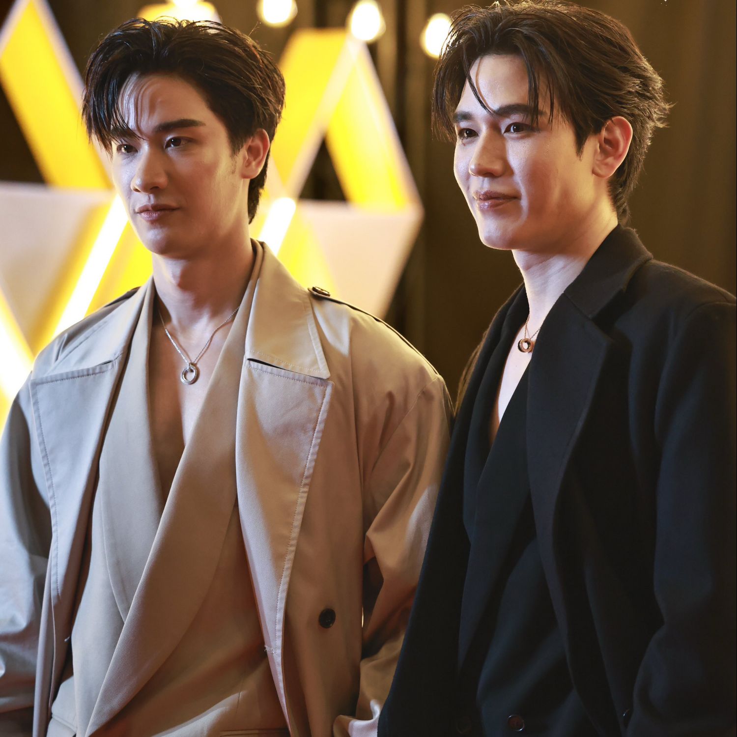 A moment captured by a fan of Tay Tawan Vihokratana