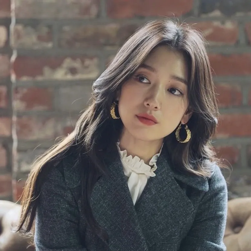 Latest photo of Park Shinhye