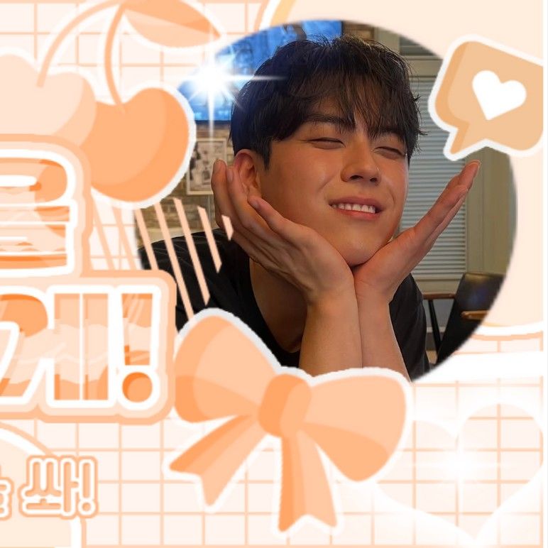 A moment captured by a fan of Kim Dohoon