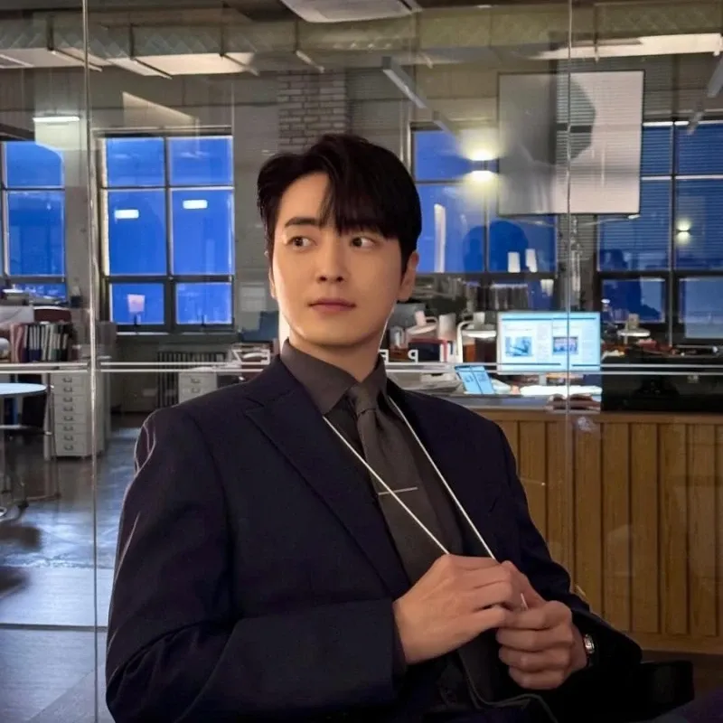 Latest photo of Lee Joonhyuk